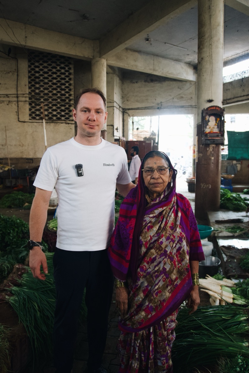 prassad's mother · curry leaves · iron kadhai